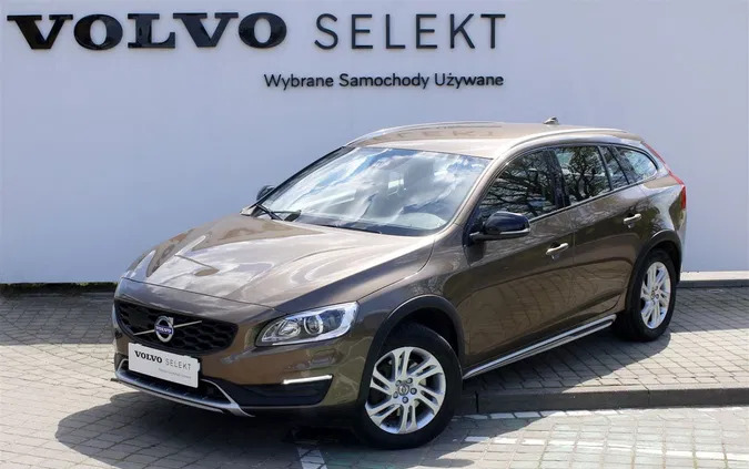 volvo Volvo V60 Cross Country cena 87955 przebieg: 110535, rok produkcji 2018 z Kleczew